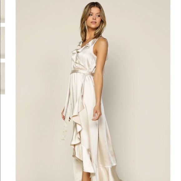 Skies Are Blue RuffleTrim maxi dress - Picture 3 of 4